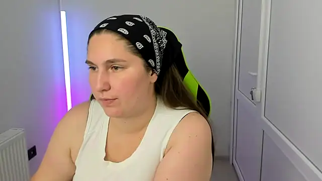 LunaVenom stripchat live cam model