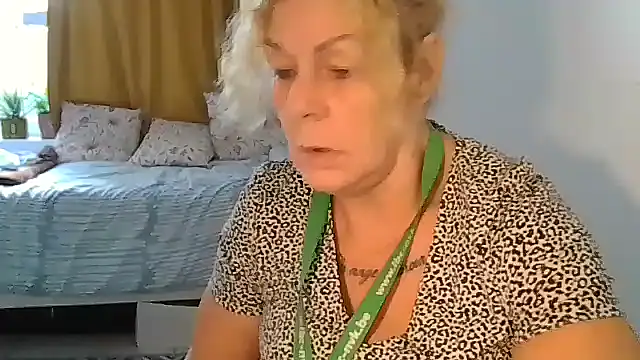 belgianshantie stripchat live cam model