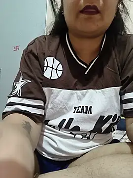 Husnpari20 stripchat live cam model