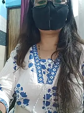 Aishwaryaa_69 stripchat live cam model