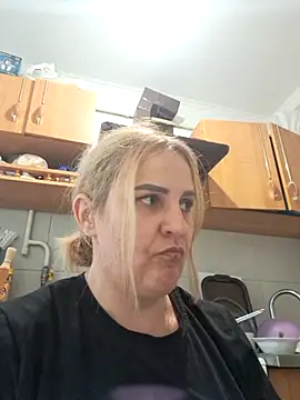 Malichkaanna30 stripchat live cam model
