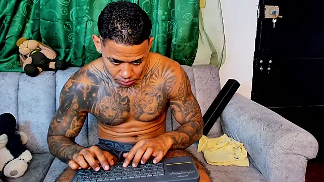 Jared_Kushhs stripchat live cam model