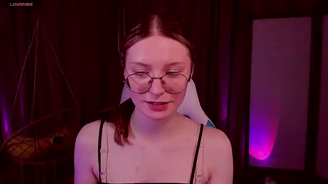 MaryVance stripchat live cam model