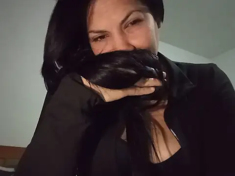 zharat15 stripchat live cam model