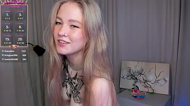 MaireLanda stripchat live cam model