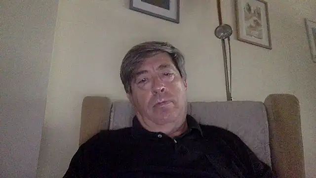 alfredo10011 stripchat live cam model