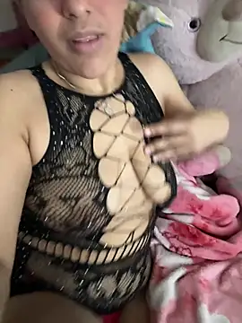 paulina2358 stripchat live cam model