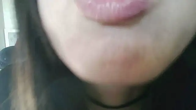 JacklynGingrich stripchat live cam model