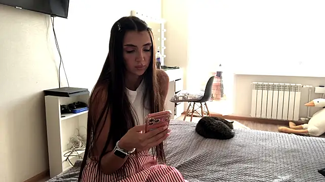 Ellya_ stripchat live cam model