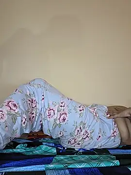 The_aura_couple71 stripchat live cam model