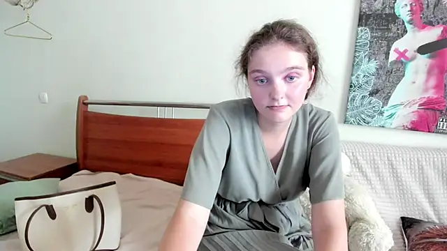 CordeliaJones stripchat live cam model