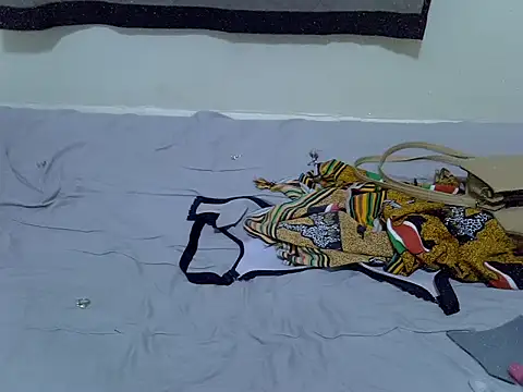 tingly_ties stripchat live cam model