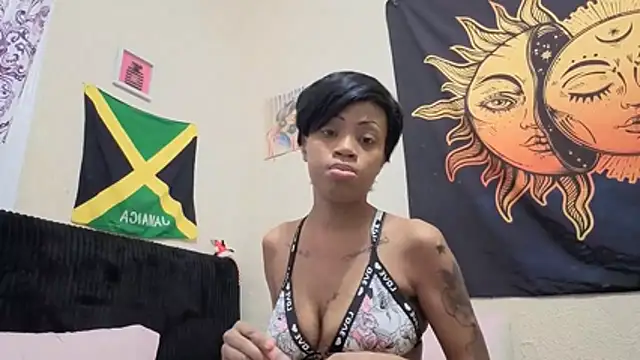 IAMTOKYOLEE stripchat live cam model