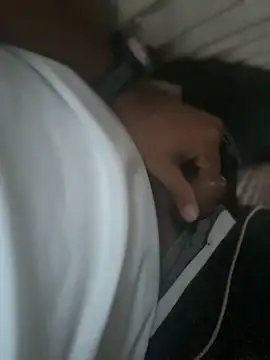 ednguyen stripchat live cam model