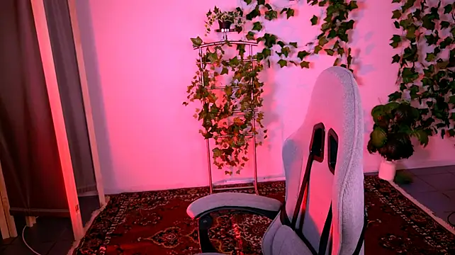AliceCUNTach stripchat live cam model