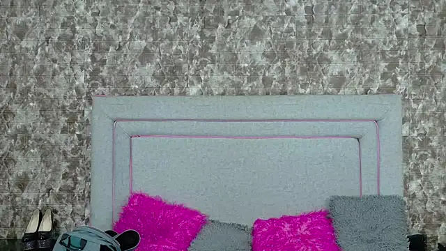 Annitarogers_ stripchat live cam model