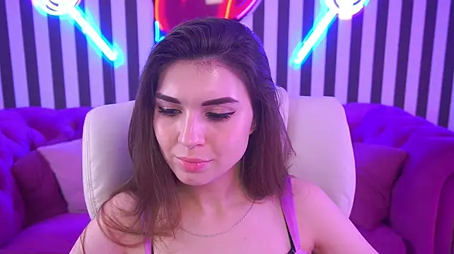 KylieJoyys stripchat live cam model