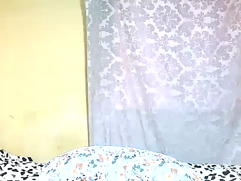 sexy-faiy stripchat live cam model