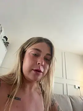 blairbella stripchat live cam model