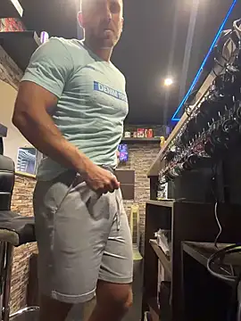 Johnytrain stripchat live cam model