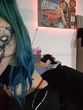 Smokaxhontas stripchat live cam model