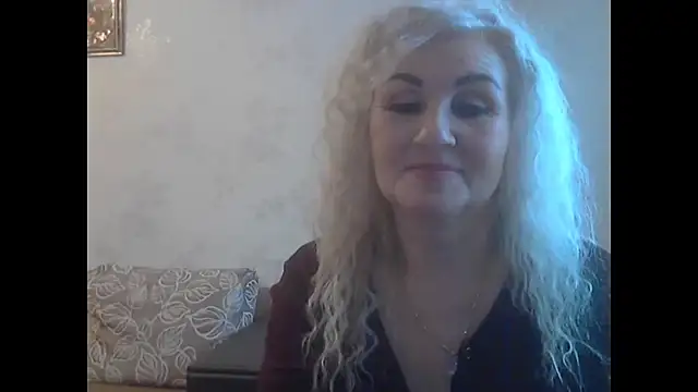 LadySexyBlond stripchat live cam model