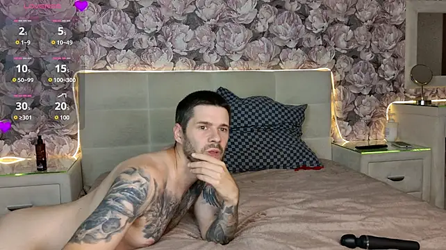 coupleeyess stripchat live cam model