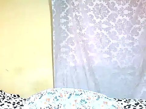sexy-faiy stripchat live cam model
