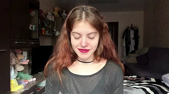 BuzzingRaid stripchat live cam model