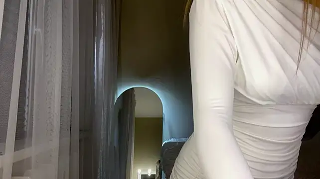 LiviaGose stripchat live cam model