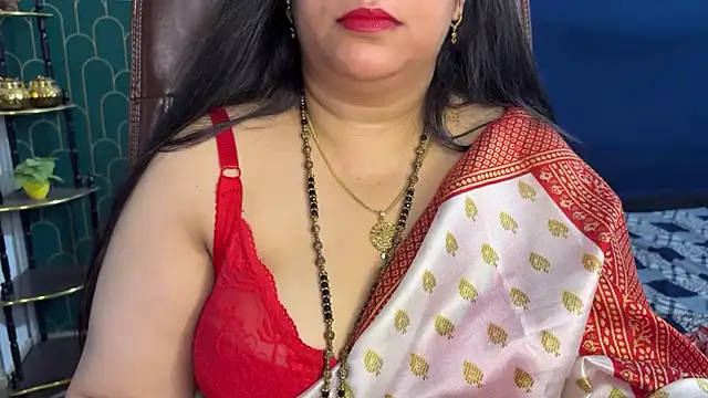 FlatVincy4 stripchat live cam model