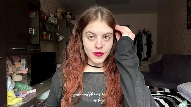 BuzzingRaid stripchat live cam model