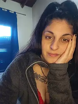 Camiliataa stripchat live cam model
