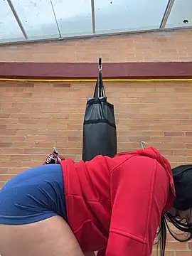 Marianbelle stripchat live cam model