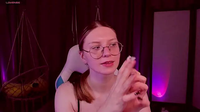 MaryVance stripchat live cam model