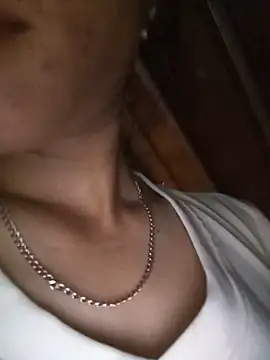 Hily_wet stripchat live cam model