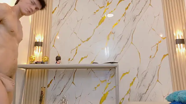 Max_silver_ stripchat live cam model