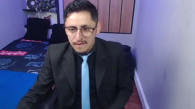 kevin_23_ stripchat live cam model
