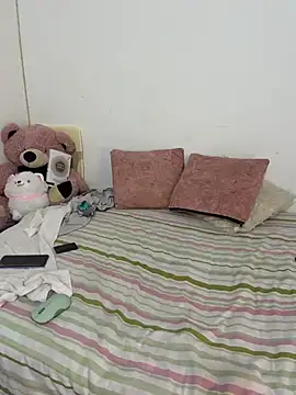 Mia_roux21 stripchat live cam model