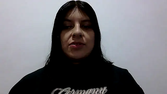 Kate-Pauhl stripchat live cam model