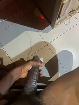 blackcreamdick stripchat live cam model