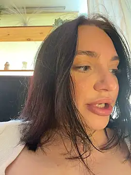 AlexaHotty_ stripchat live cam model