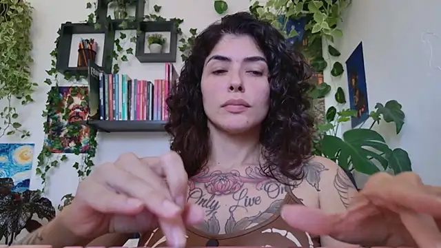 TaliMajesty stripchat live cam model