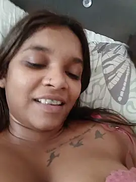 Indianqueen03 stripchat live cam model