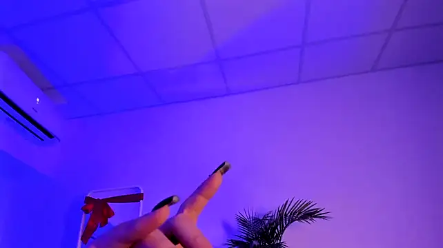 Miss_Mary_Lori stripchat live cam model
