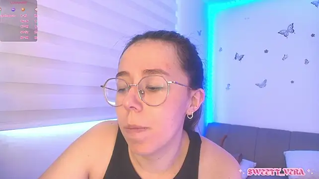 sweettvera stripchat live cam model