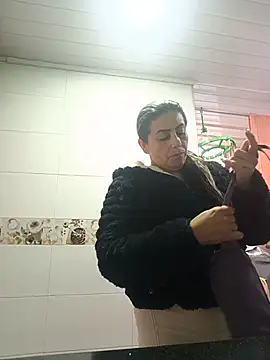 maynor_1998 stripchat live cam model