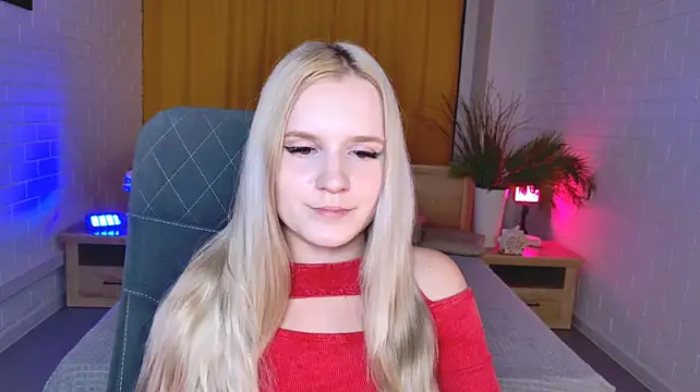 SherriButlers stripchat live cam model