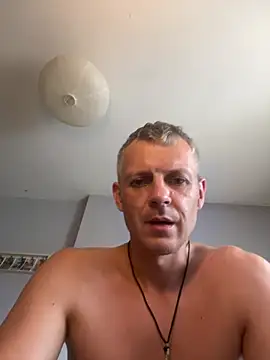 ChiefApron5 stripchat live cam model