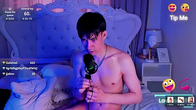 CalvinChapman stripchat live cam model